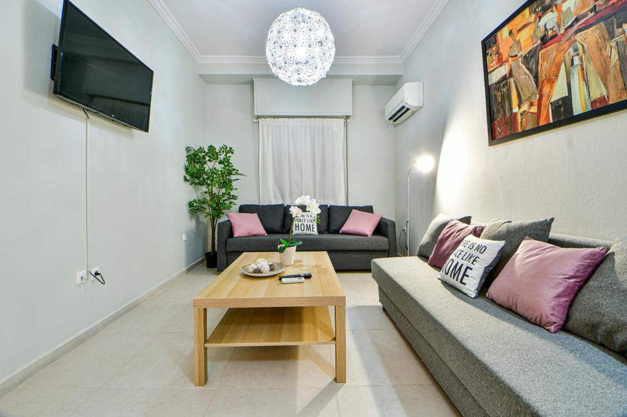 Pleasant Flat Next To Panormou Metro Station Atenas Exterior foto